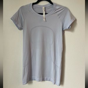 Women’s lululemon short sleeve swiftly